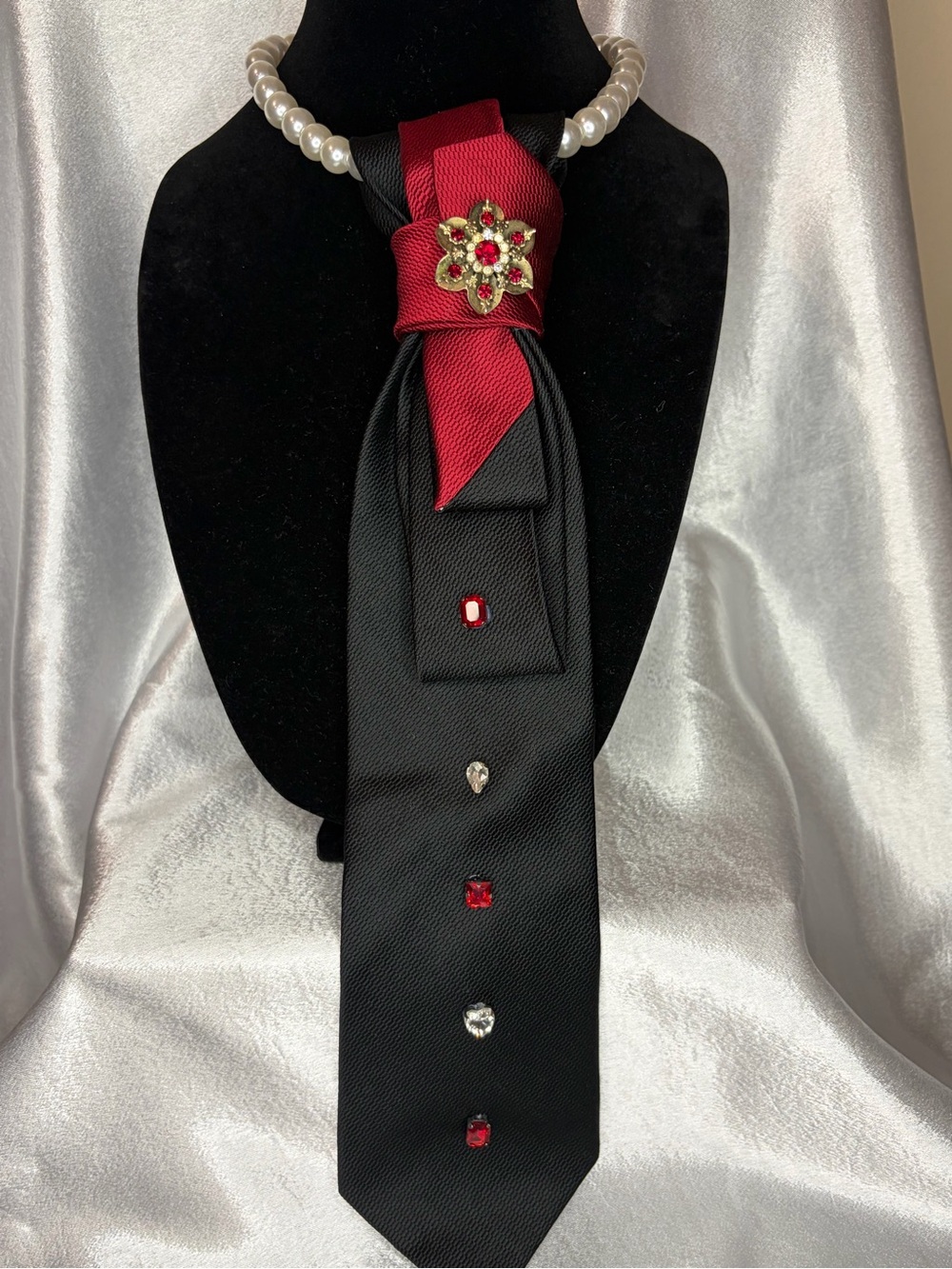 Men's Black & Burgundy Decorative Tie Necklace with Red Crystal Accents